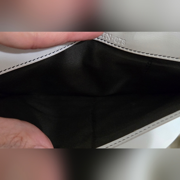 GUC Fendi Zucca Wallet - Picture 10 of 13